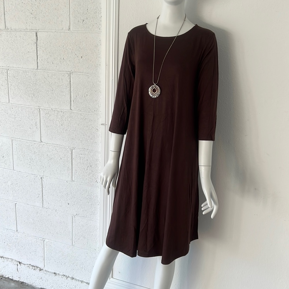 Dress - Picture 3 of 3